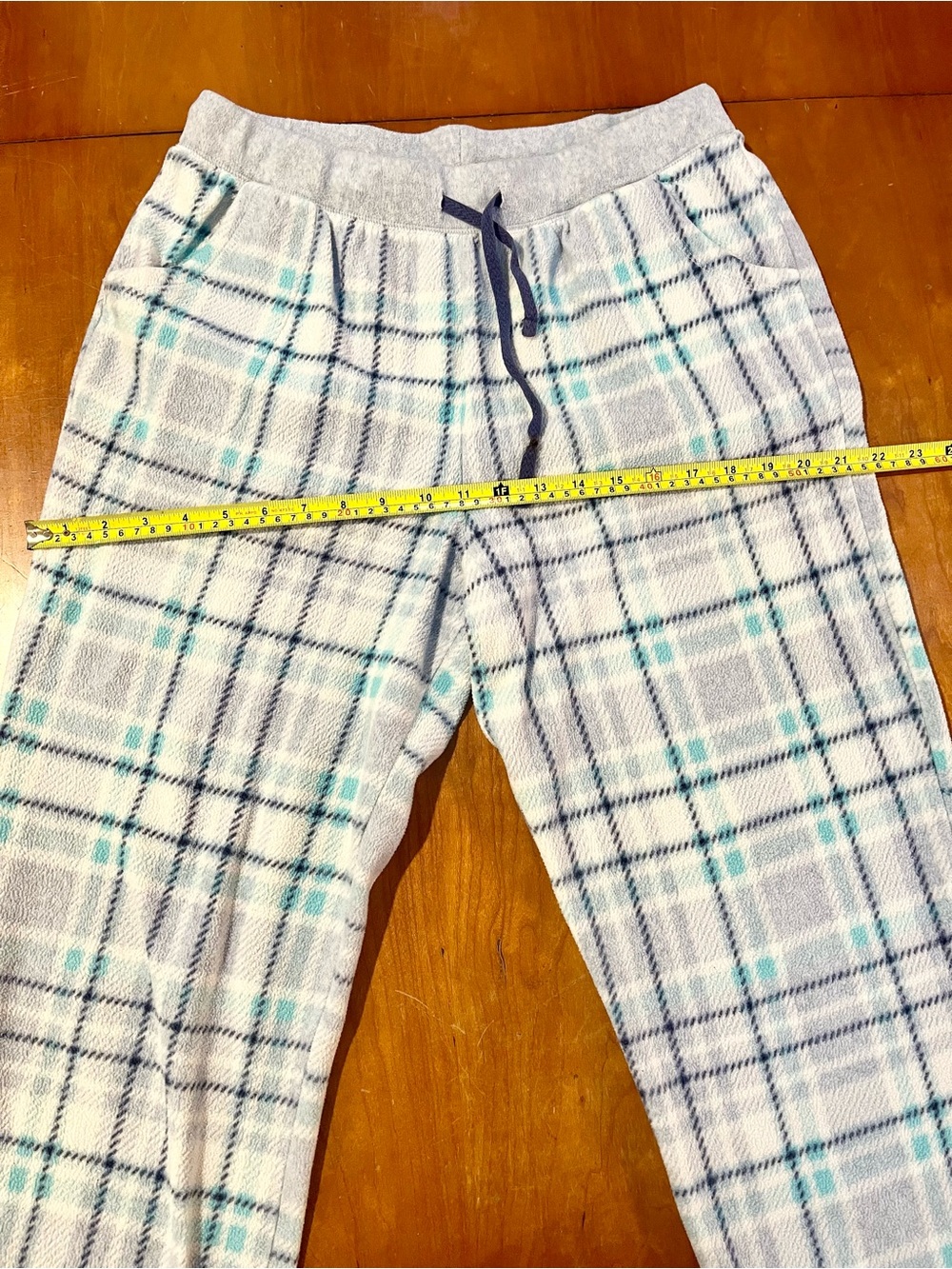 Cuddl Duds Plaid Fleece Lounge Pants w/ Pockets. White with Gray,Navy and Teal. - Picture 11 of 11